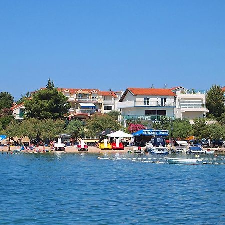 Apartmani Delfin Grebaštica Buitenkant foto