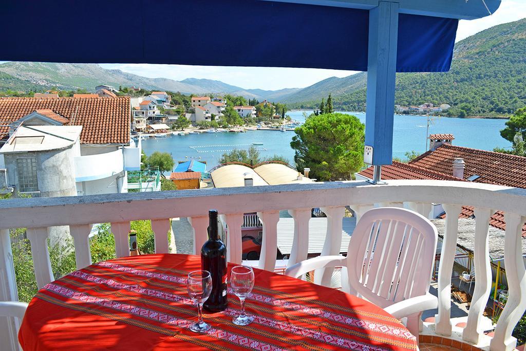 Apartmani Delfin Grebaštica Buitenkant foto