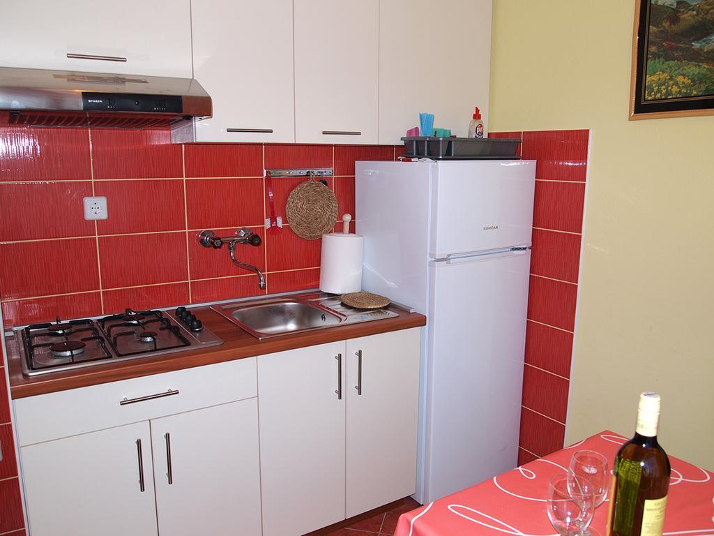 Apartmani Delfin Grebaštica Buitenkant foto
