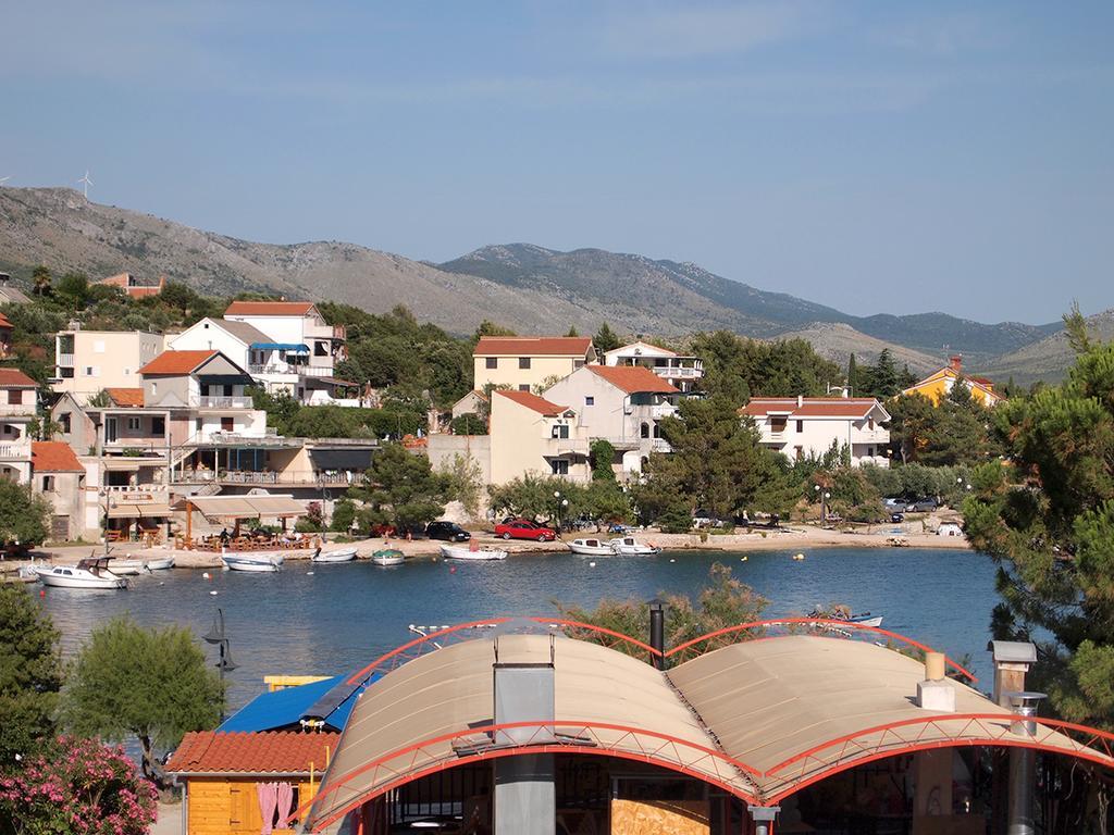 Apartmani Delfin Grebaštica Buitenkant foto