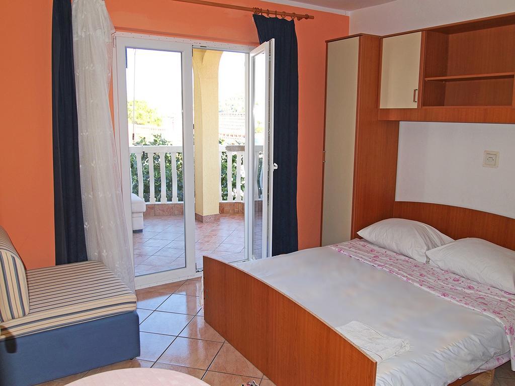 Apartmani Delfin Grebaštica Buitenkant foto