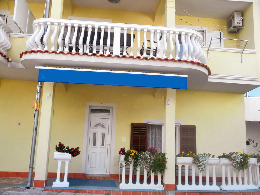 Apartmani Delfin Grebaštica Buitenkant foto