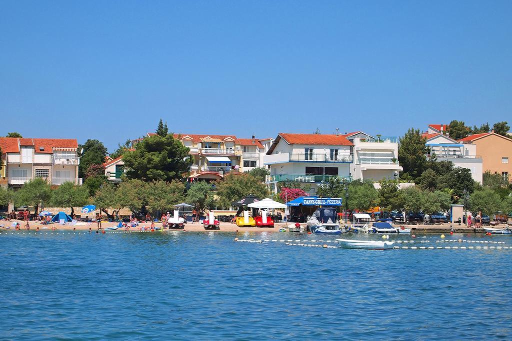 Apartmani Delfin Grebaštica Buitenkant foto